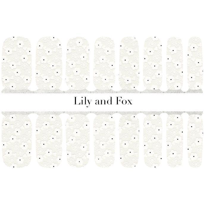 Lily and Fox - Nail Wrap - Dainty Daisies - Nail Wrap - Nail Polish at Beyond Polish