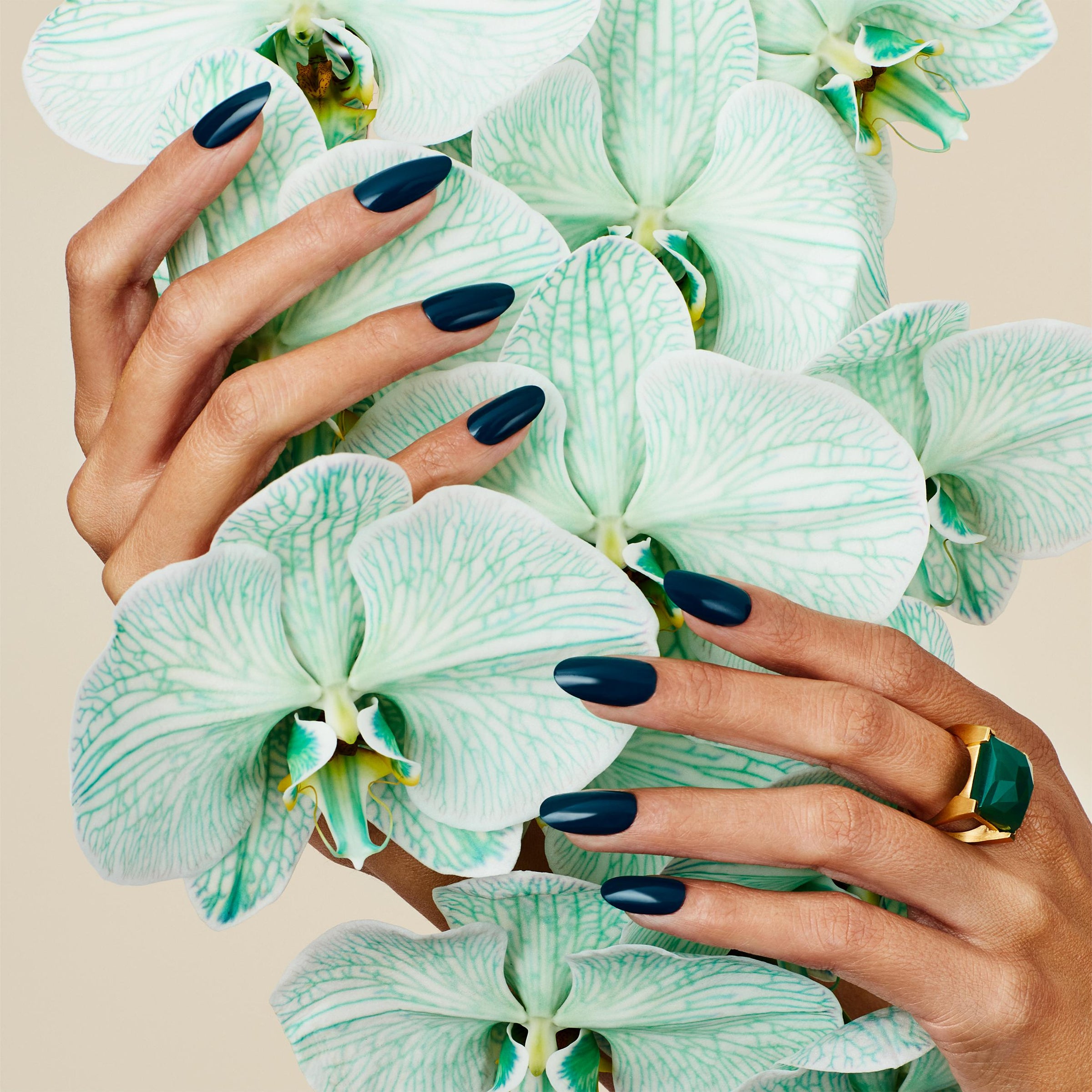 CND - Shellac Xpress5 Combo - Base, Top & Teal Time (0.25 oz) - Gel Polish - Nail Polish at Beyond Polish
